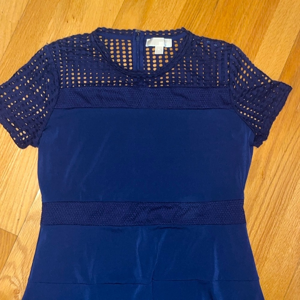 Dress - Picture 3 of 6
